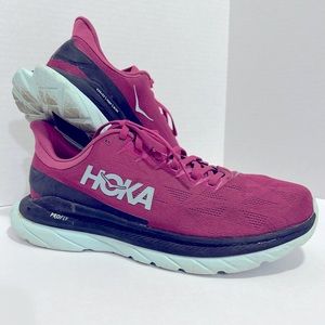 Hoka One One Mach4 Women’s Profly
Size 11B Women’s
Pre owned Good Condition